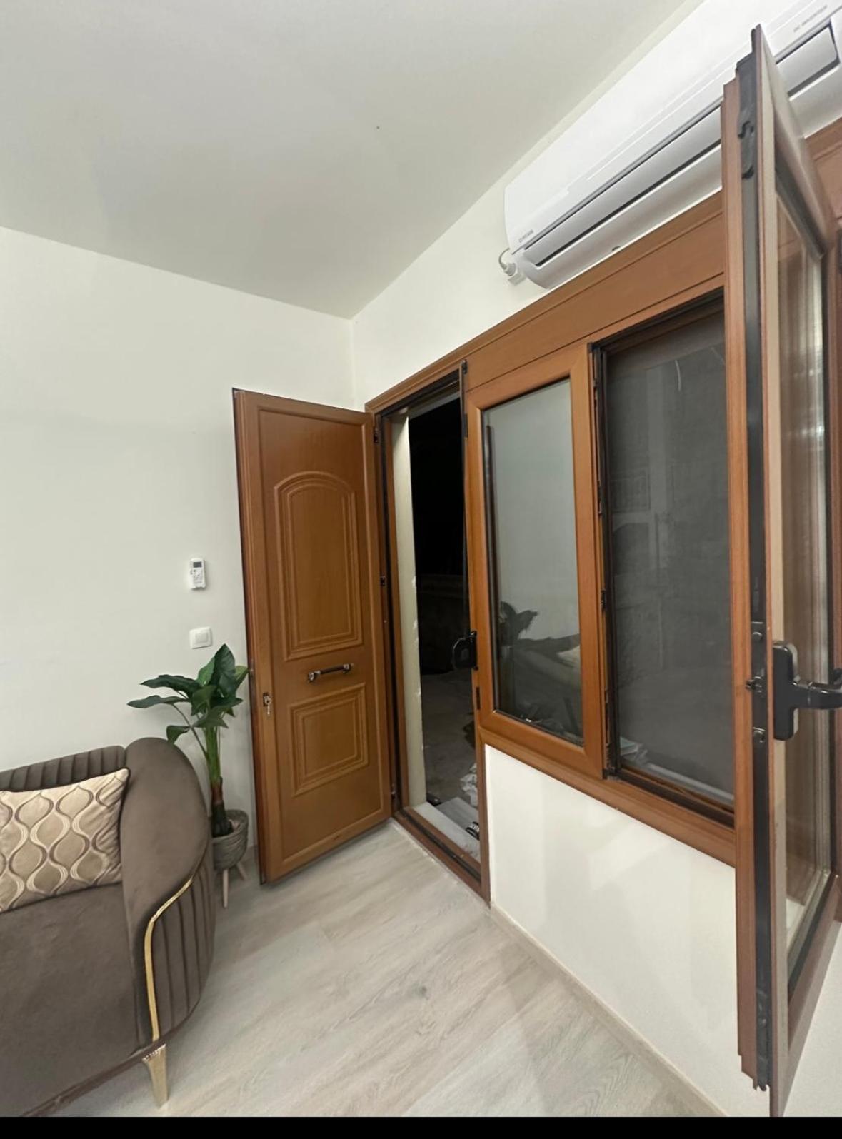 N&M Apartment Chios Town Eksteriør billede
